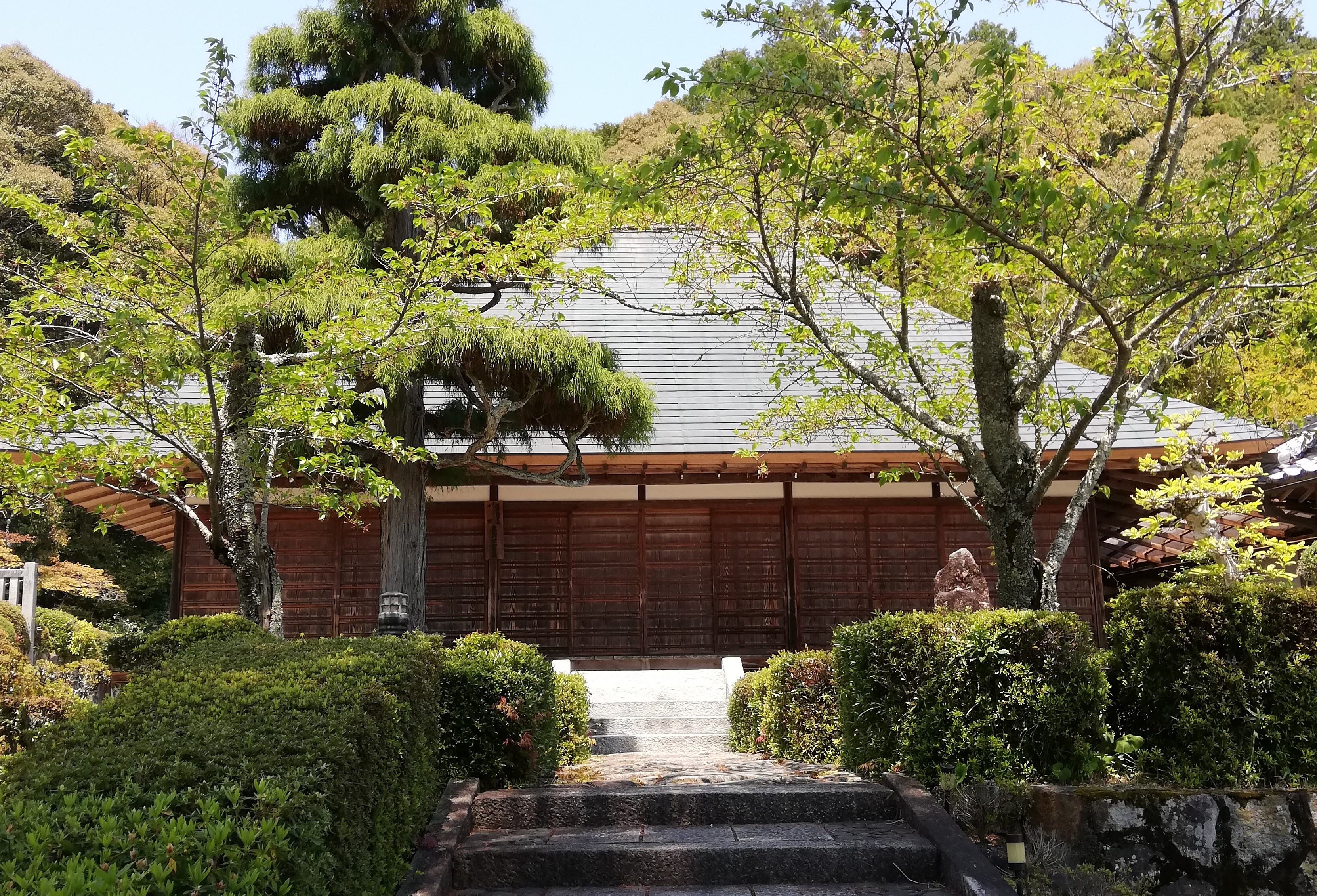 妙感寺 開山堂(外観)