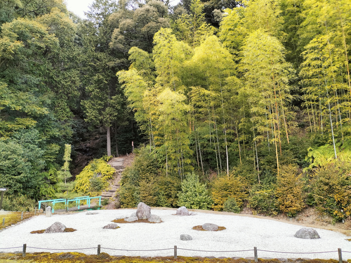 方丈庭園(石庭 近影)